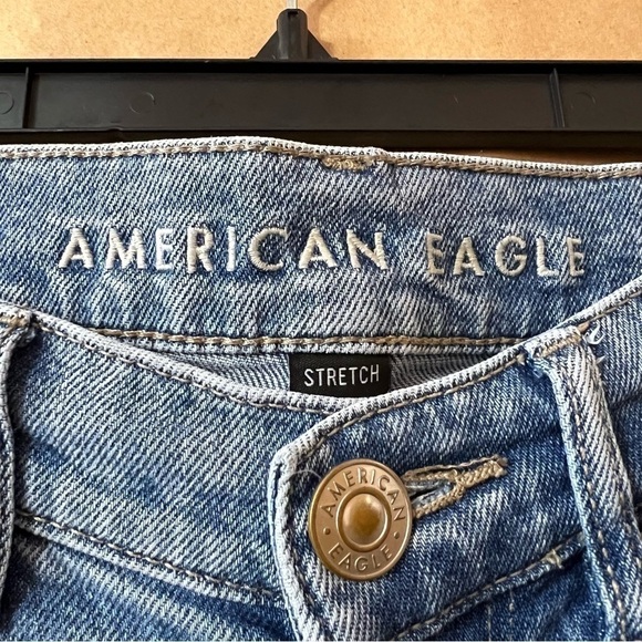 American Eagle | Highest Rise 90s Boyfriend Jeans Distressed Straight Leg Size 4 - Picture 2 of 13